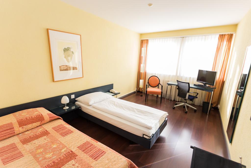 Hotel Comedie Женева Экстерьер фото