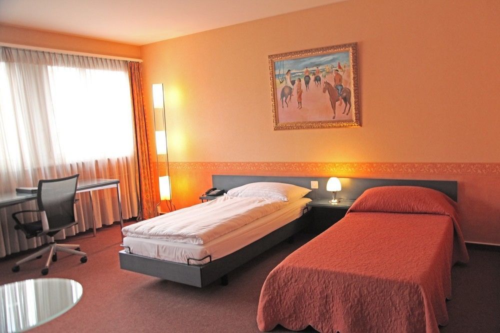 Hotel Comedie Женева Экстерьер фото